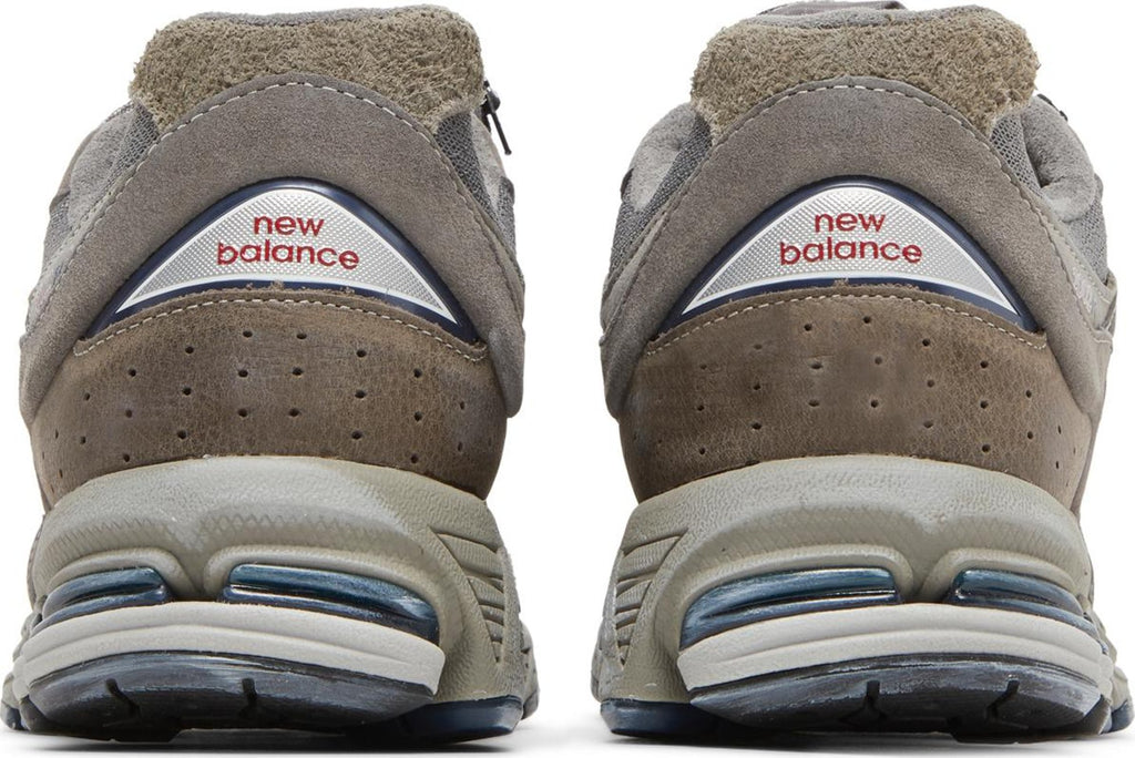 [M2002RVA] Mens New Balance 2002R 'GREY BROWN POUCH'