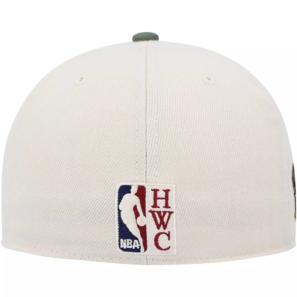 MENS MITCHELL & NESS NBA OFF WHITE CAMO FITTED HWC BULLS - OFF WHITE