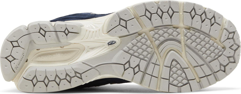 [M2002RHL] Mens New Balance 2002R 'NAVY GREY'
