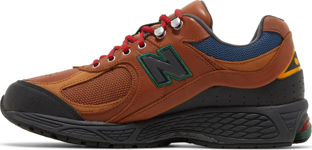 [M2002RWM] Mens New Balance 2002R 'WONDERLAND PARK BROWN'