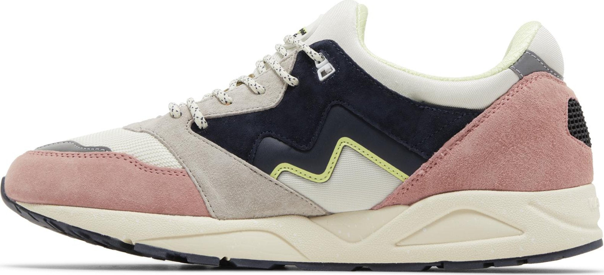 [F803084] Mens Karhu ARIA 95 'ROSE TAN'