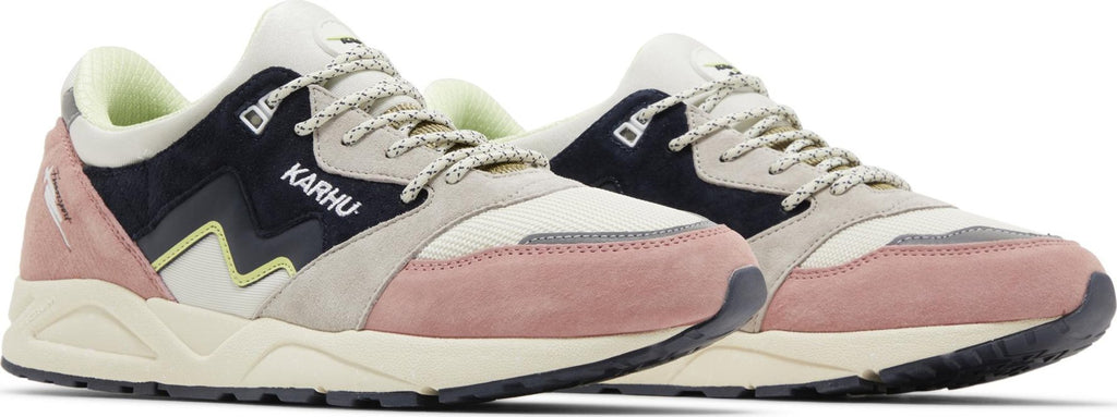 [F803084] Mens Karhu ARIA 95 'ROSE TAN'