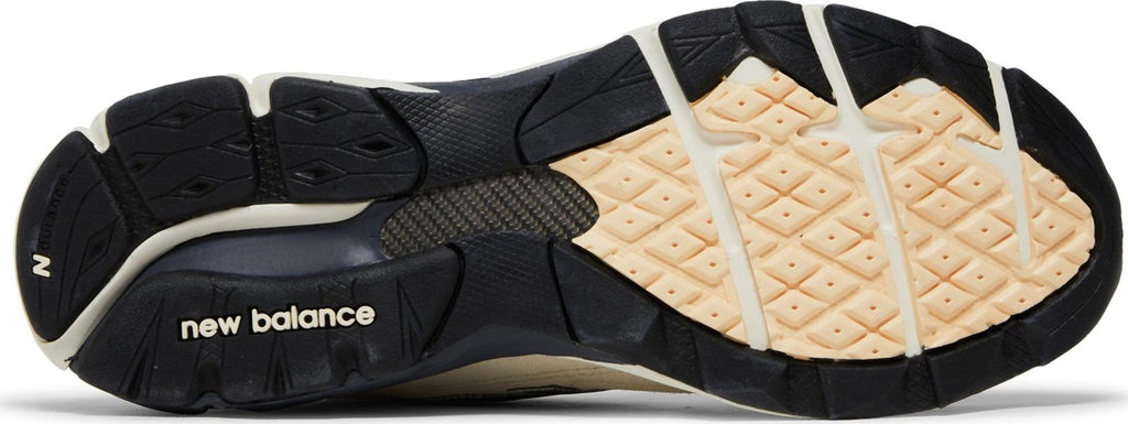 [M990AD3] Mens New Balance x Teddy Santis 990v3 MiUSA 'Moonbeam'