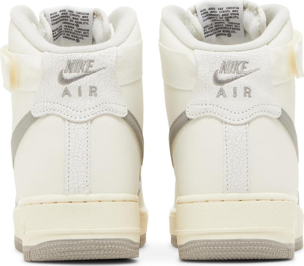 [DM0209-100] Mens Nike AIR FORCE 1 HIGH '07 LV8 'VINTAGE SAIL MEDIUM GREY'