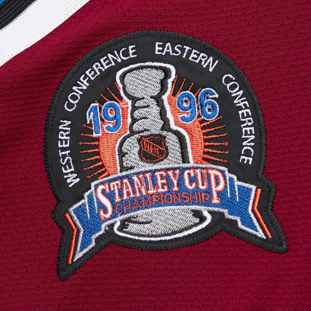 Mens Mitchell & Ness NHL DARK JERSEY AVALANCHE 1995 PETER FORSBERG