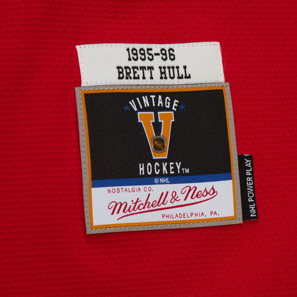 Mens Mitchell & Ness NHL DARK JERSEY BLUES 1995 BRETT HULL