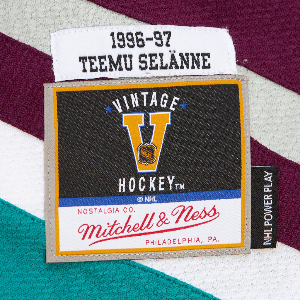 Mens Mitchell & Ness NHL DARK JERSEY DUCKS 1996 TEEMU SELANNE