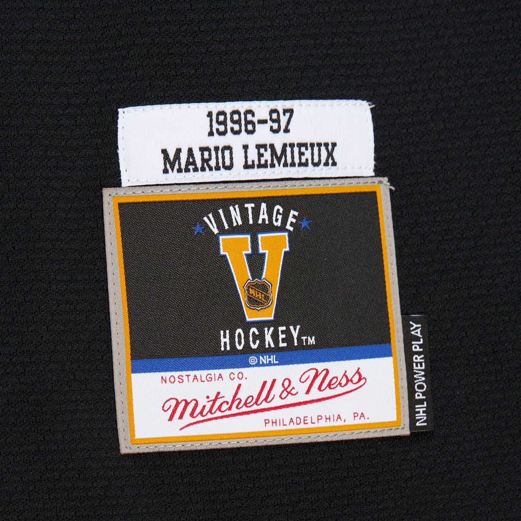 Mens Mitchell & Ness NHL ALTERNATE JERSEY PENGUINS 1996 MARIO LEMIEUX