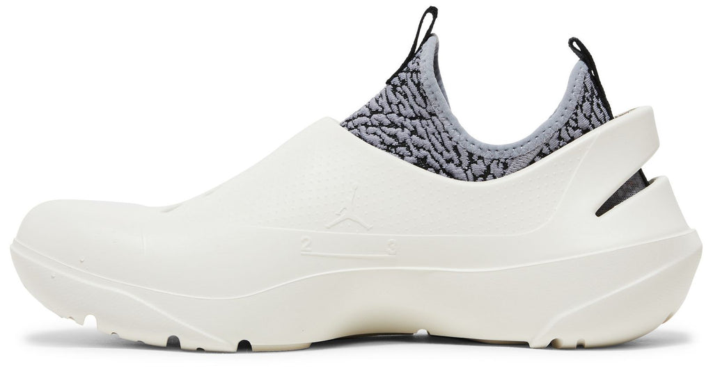 [DN4890-101] MENS AIR JORDAN RETRO SYSTEM.23 'SAIL CEMENT GREY'