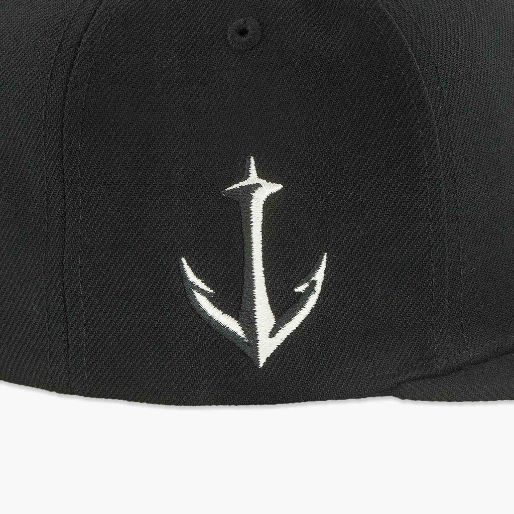 Mens Mitchell & Ness NHL EVERGREEN BLACK WHITE SNAPBACK KRAKEN