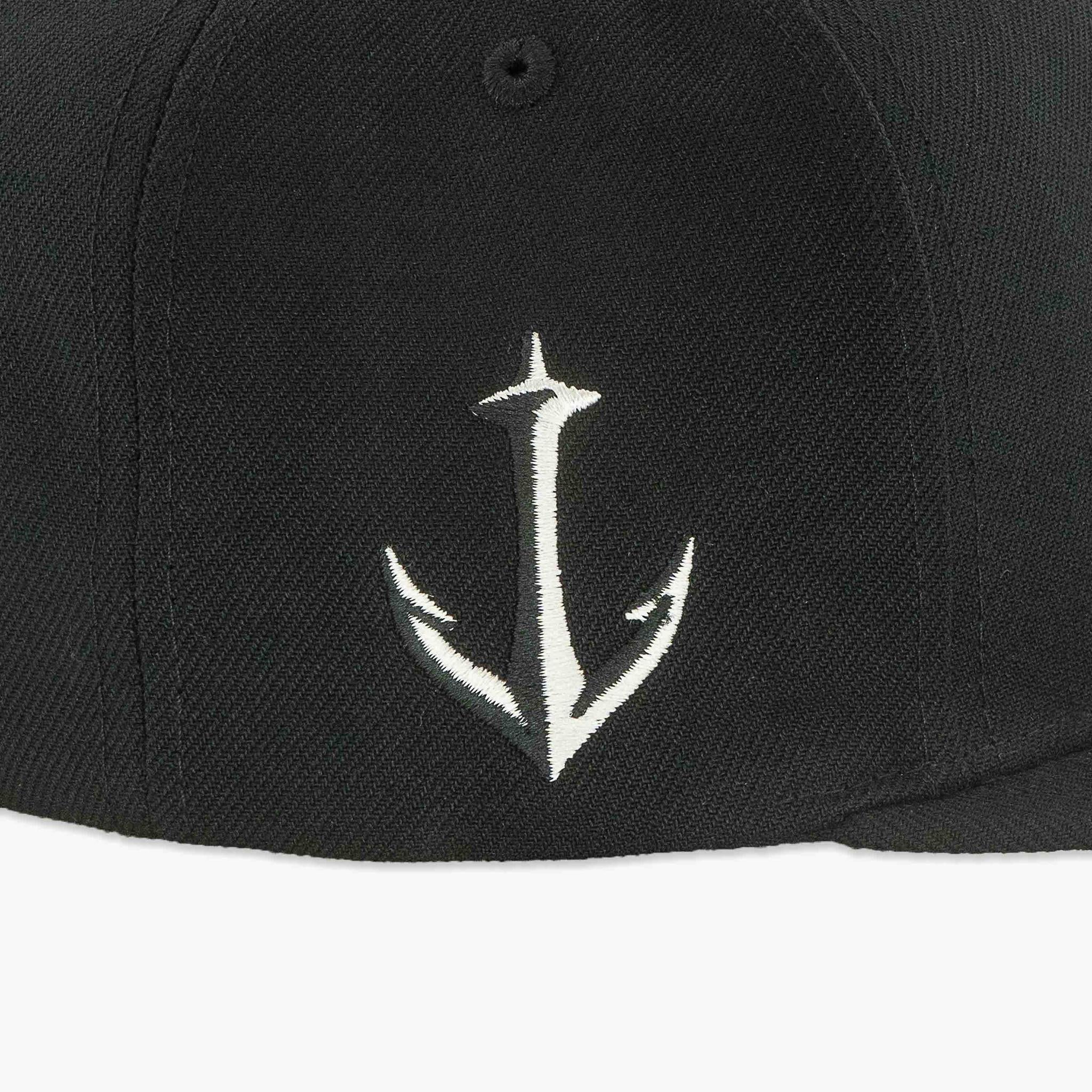 Mens Mitchell & Ness NHL EVERGREEN BLACK WHITE SNAPBACK KRAKEN