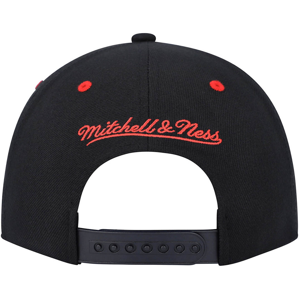 MENS MITCHELL & NESS NHL TEAM LOFI PRO SNAPBACK BLACKHAWKS - BLACK