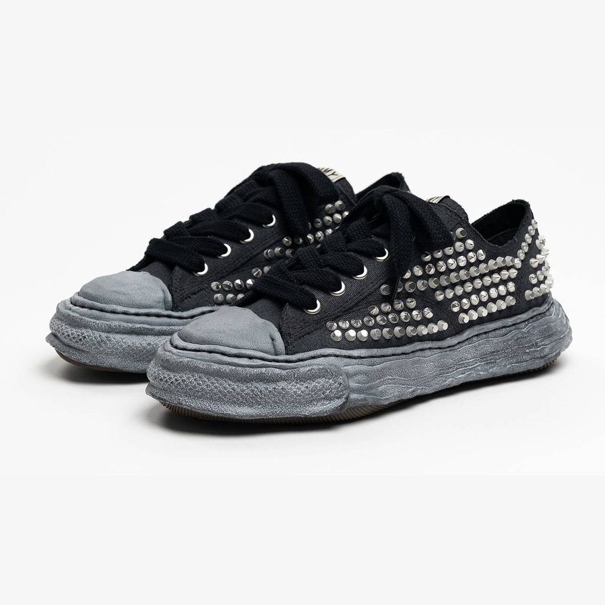 [A16FW736-BLK] MENS MAISON MIHARA YASUHIRO PETERSON 23 OG SOLE CANVAS LOW 'STUDDED BLACK' - 2