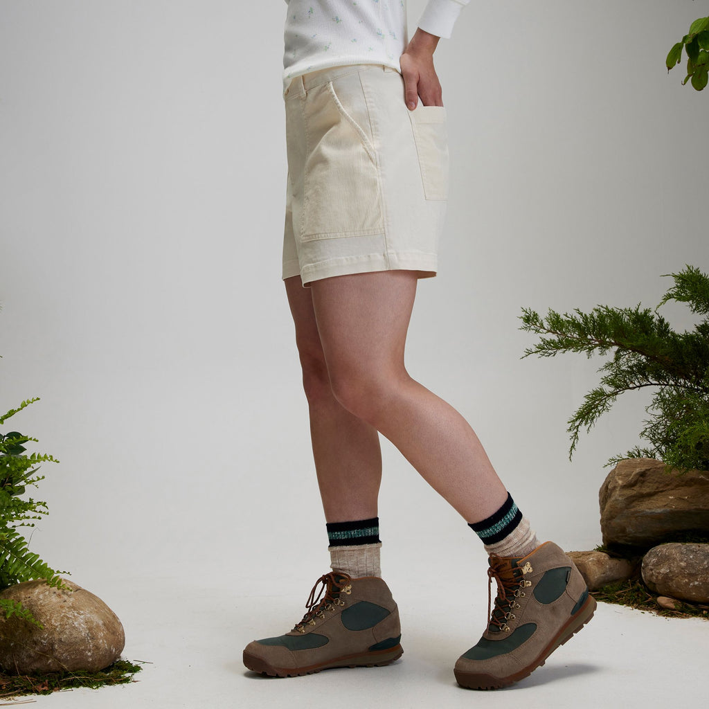 [ADW24806-OW] WOMENS ALPINE DESIGN AD MIXED FABRIC 5" INCH HIGH RISE SHORTS