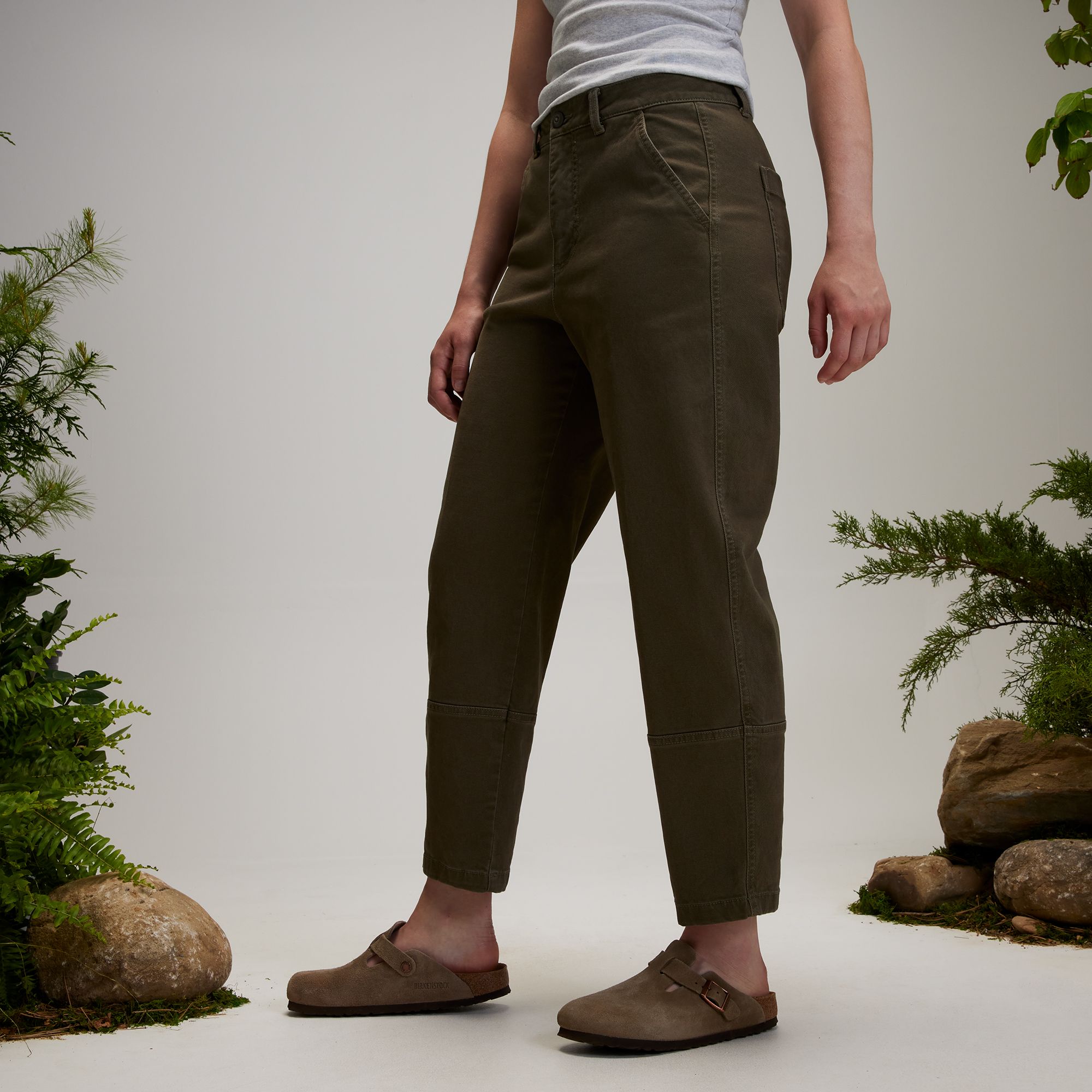 [ADW24905-VO] WOMENS ALPINE DESIGN BARREL RELAXED FIT HIGH RISE CROPPED PANTS