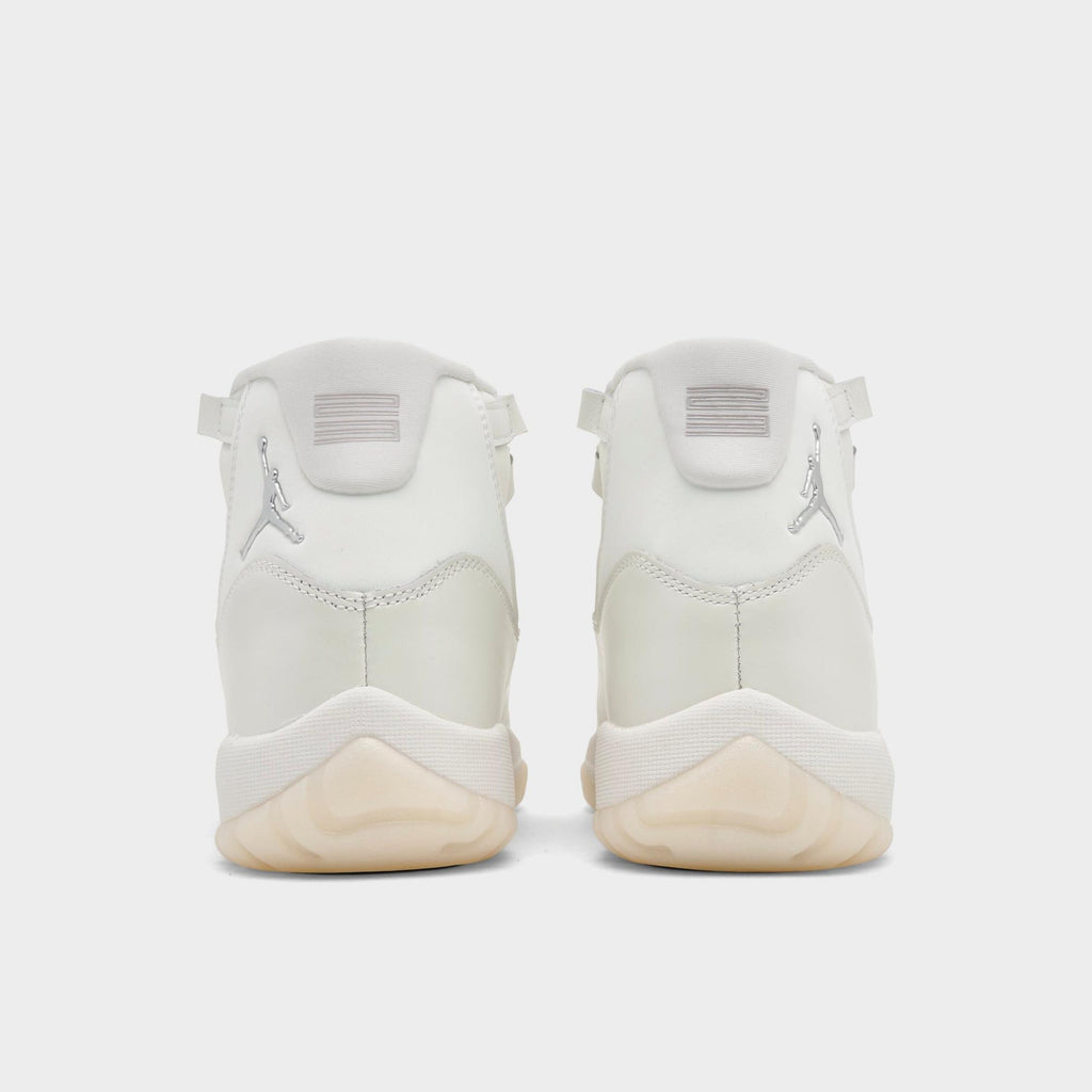 [AR0715-110] WOMENS AIR JORDAN RETRO 11 'PEARL'