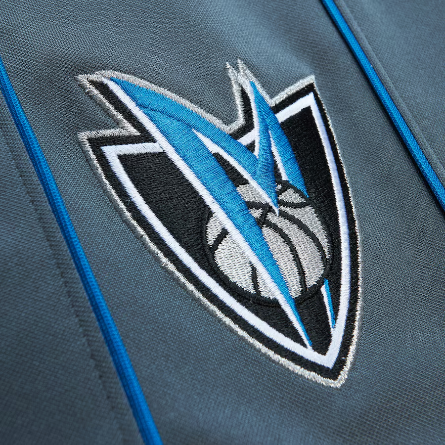 Mens Mitchell & Ness NBA ALTERNATE SHORTS MAVERICKS 2003