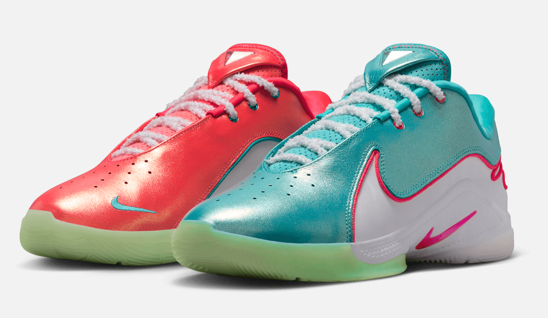 [HV5148-600] MENS NIKE LEBRON XXII 'CHRISTMAS'