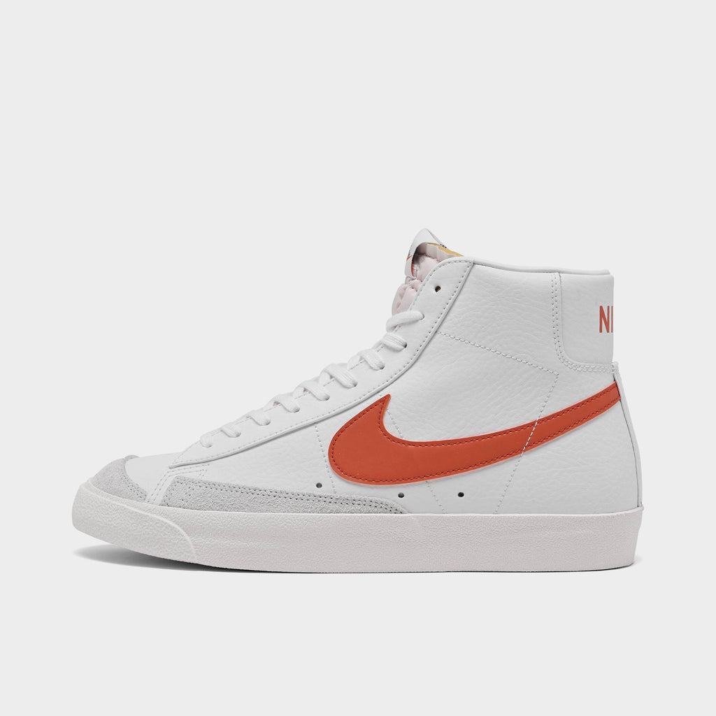 [BQ6806-110] MENS NIKE BLAZER MID 77 VINTAGE 'WHITE MANTRA ORANGE'