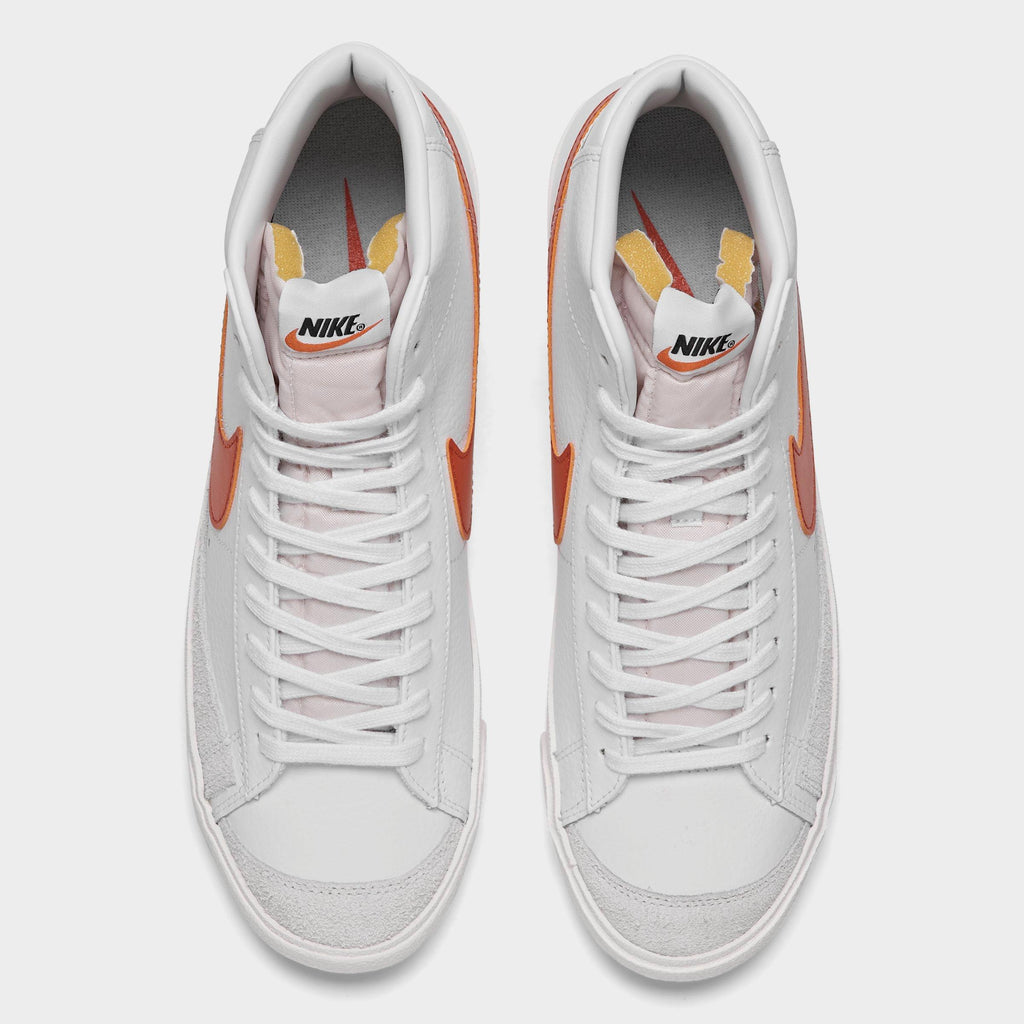 [BQ6806-110] MENS NIKE BLAZER MID 77 VINTAGE 'WHITE MANTRA ORANGE'