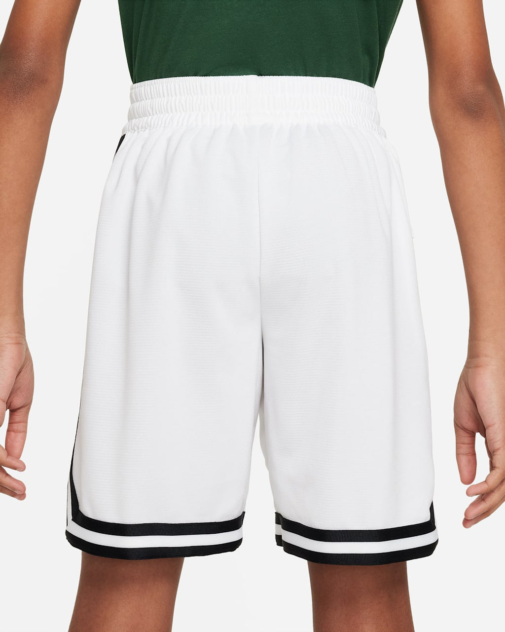 [FJ6802-100] YOUTH NIKE BASKETBALL SHORTS