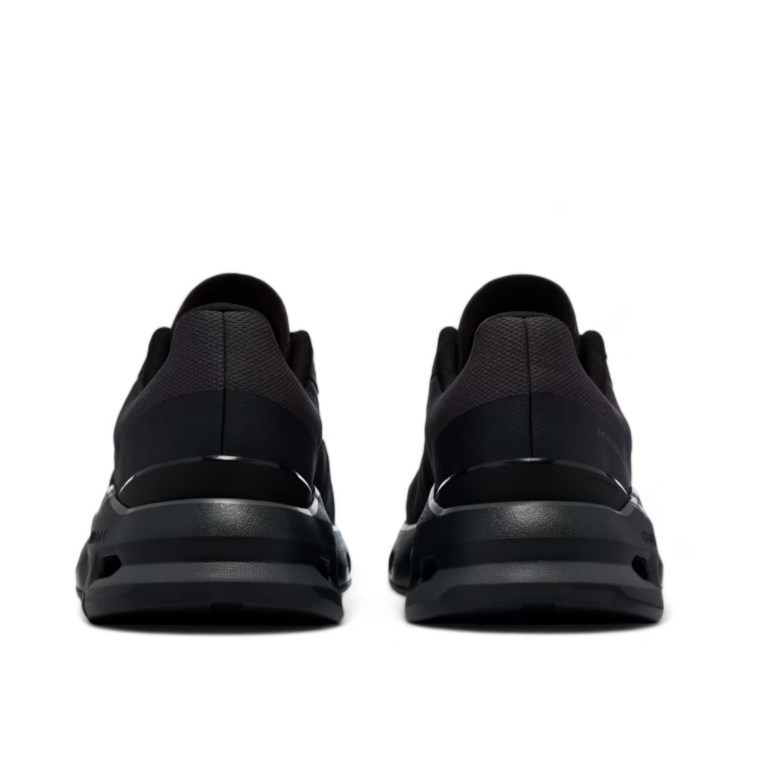 [3MD30060106] Mens On Running CLOUDPULSE
