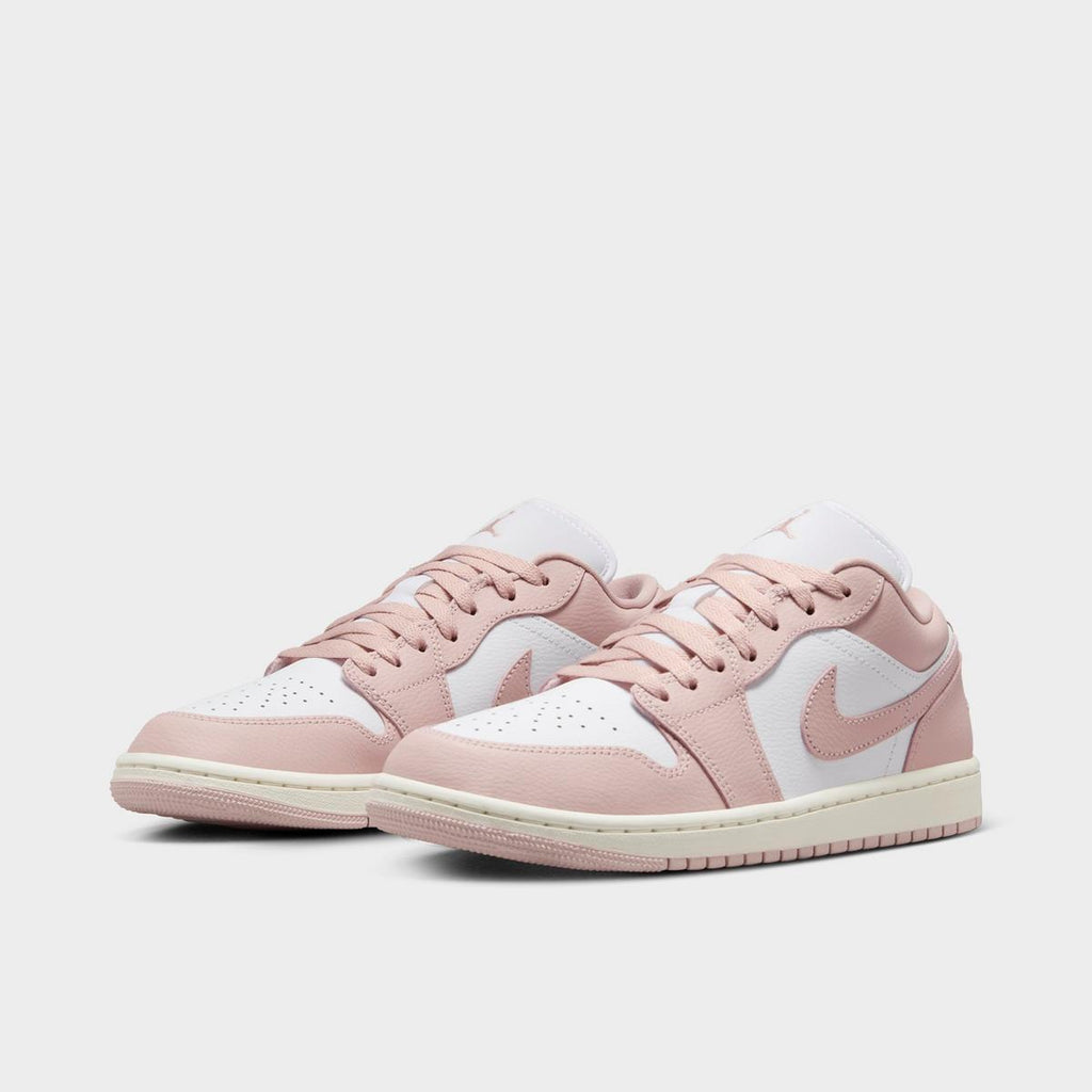 [DC0774-162] WOMENS AIR JORDAN RETRO 1 LOW 'PINK OXFORD'