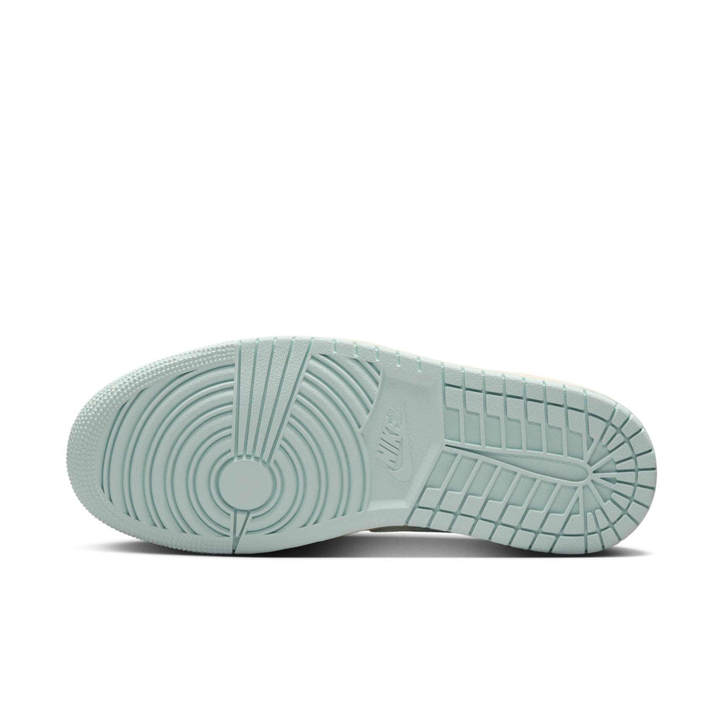 [DC0774-134] WOMENS AIR JORDAN RETRO 1 LOW 'SAIL IGLOO'