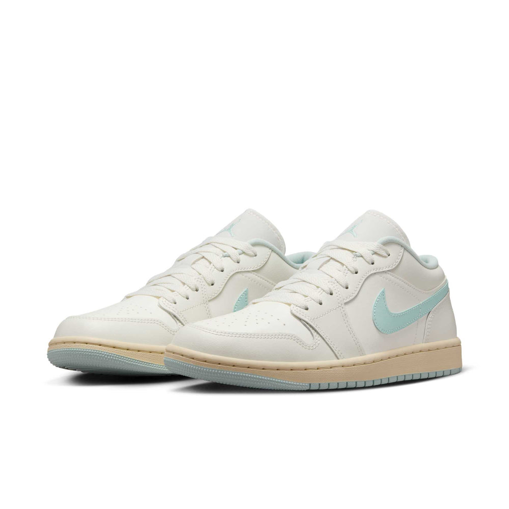 [DC0774-134] WOMENS AIR JORDAN RETRO 1 LOW 'SAIL IGLOO'