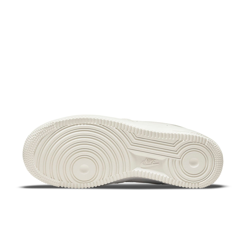 [DC3590-102] Womens Nike AIR FORCE 1 HIGH SCULPT 'SAIL'