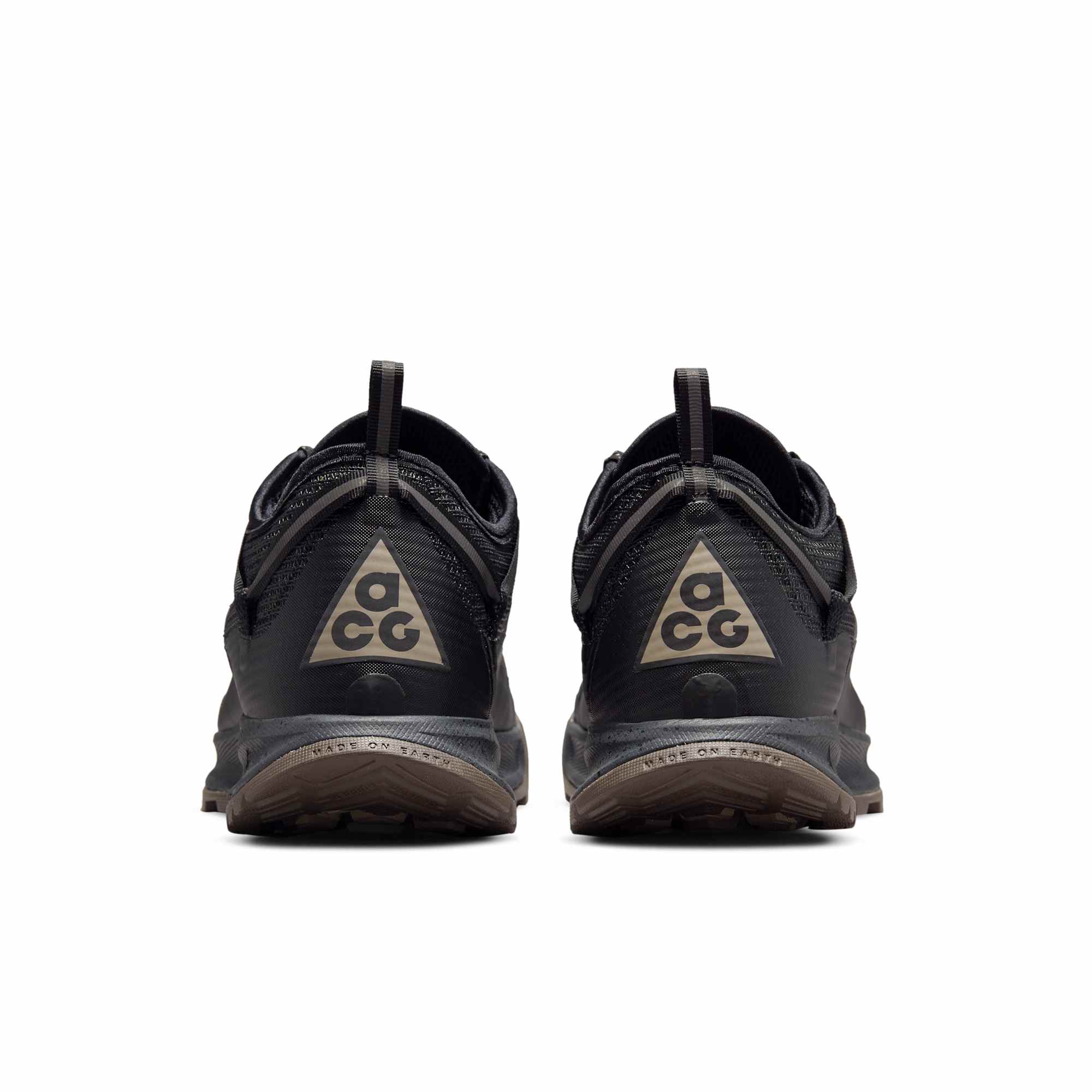 [DC8296-002] MENS NIKE ACG AIR NASU 2 'ANTHRACITE'