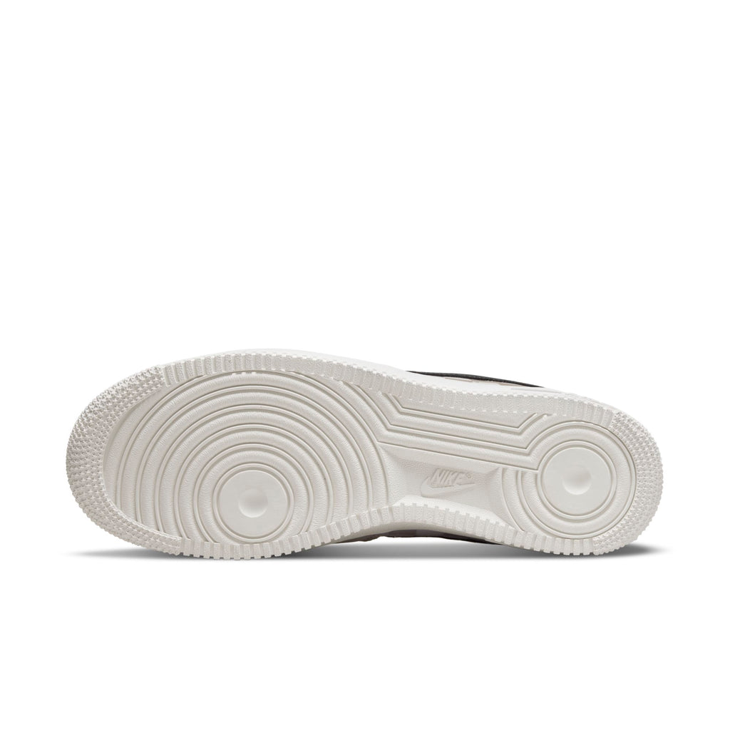 [DC8877-200] Mens Nike AIR FORCE 1 LOW 'LEBRON JAMES STRIVE FOR GREATNES'