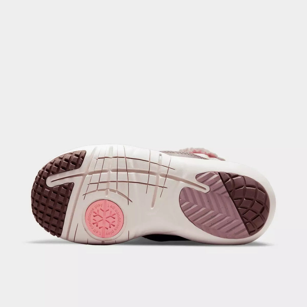 DD0304-600 Finish Line 6