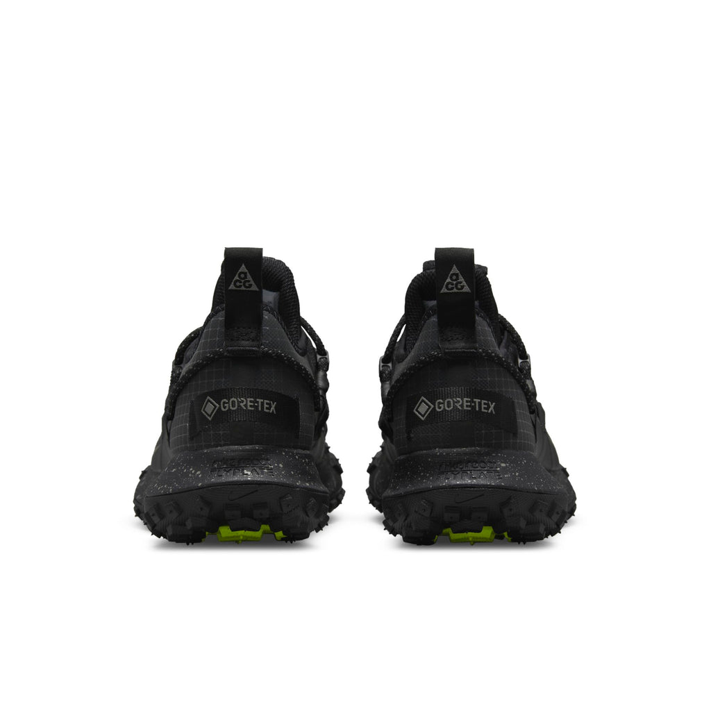 [DD2861-002] Mens Nike ACG MOUNTAIN FLY LOW GORE-TEX SE 'DARK SMOKE GREY'