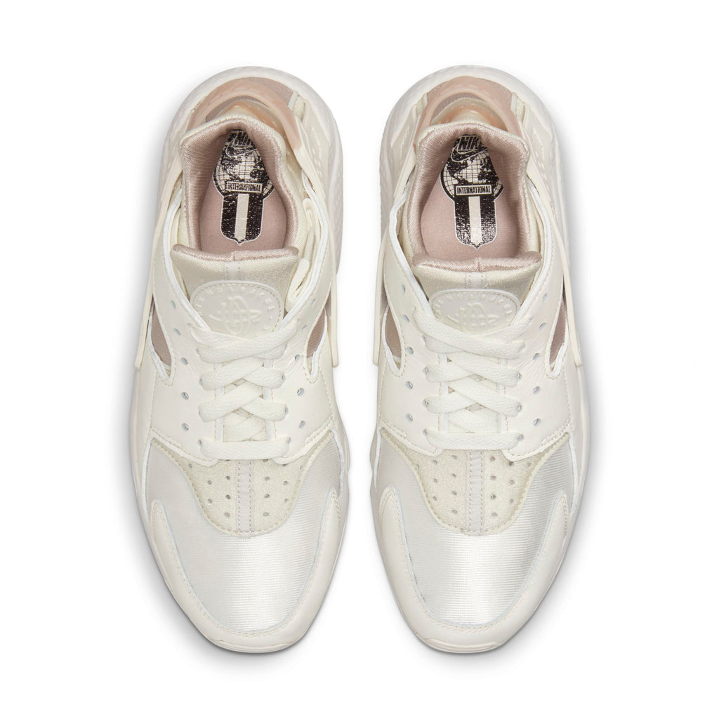 [DH4439-104] Womens Nike AIR HUARACHE 'SAIL LIGHT BONE'