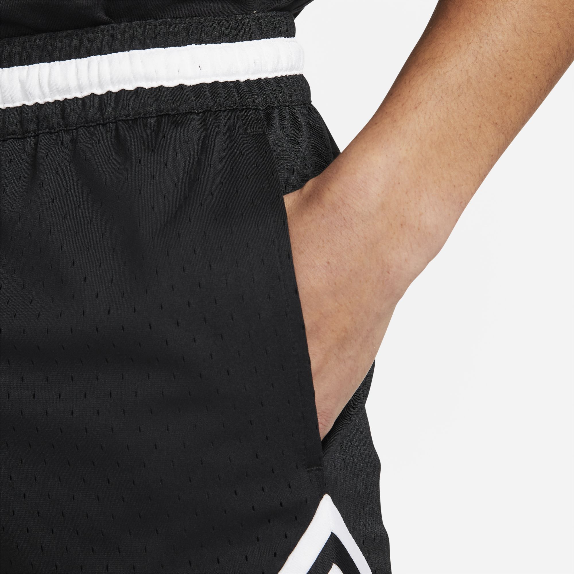 [DH9075-010] Mens Air Jordan DRI-FIT SPORT DIAMOND SHORTS