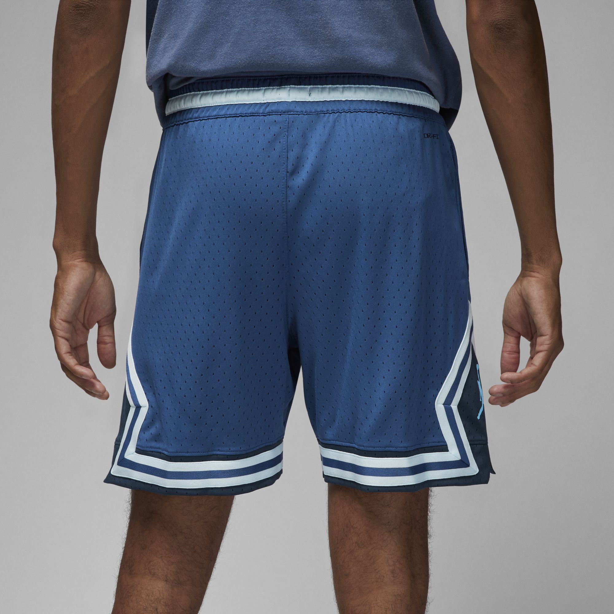 [DH9075-493] Mens Air Jordan DRI-FIT SPORT DIAMOND SHORTS
