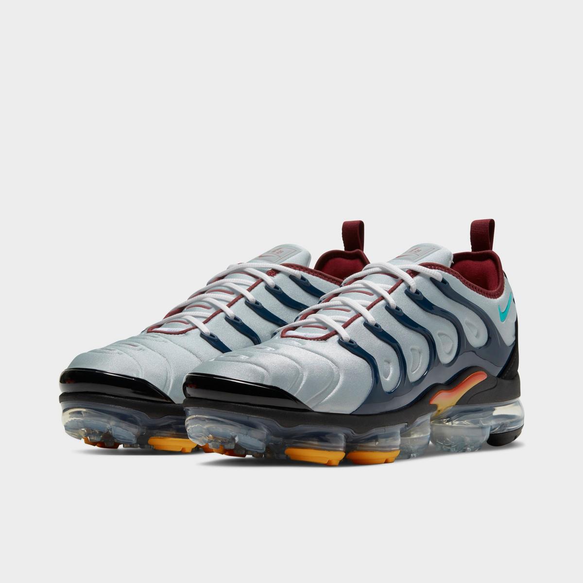 [DJ2737-001] Mens Nike Air Vapormax Plus