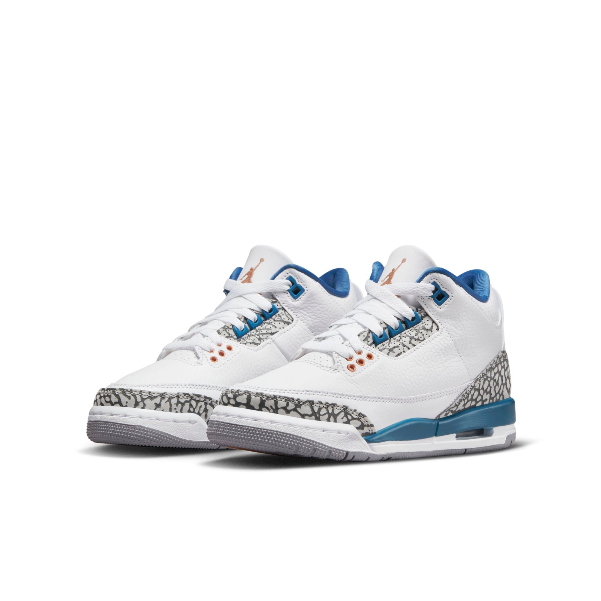 [DM0967-148] Grade School Air Jordan Retro 3 'Wizards (GS)'