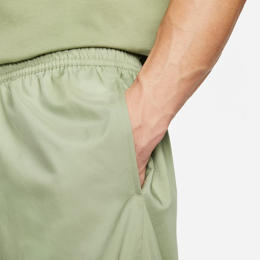 [DM6829-386] MENS NIKE SPORTSWEAR CLUB WOVEN LINED FLOW SHORTS