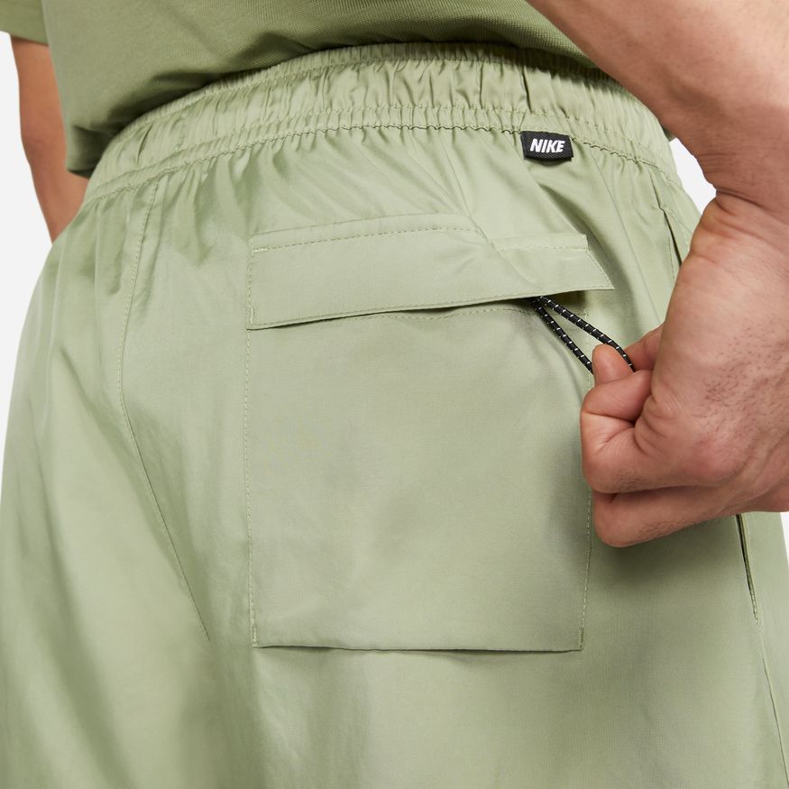 [DM6829-386] MENS NIKE SPORTSWEAR CLUB WOVEN LINED FLOW SHORTS
