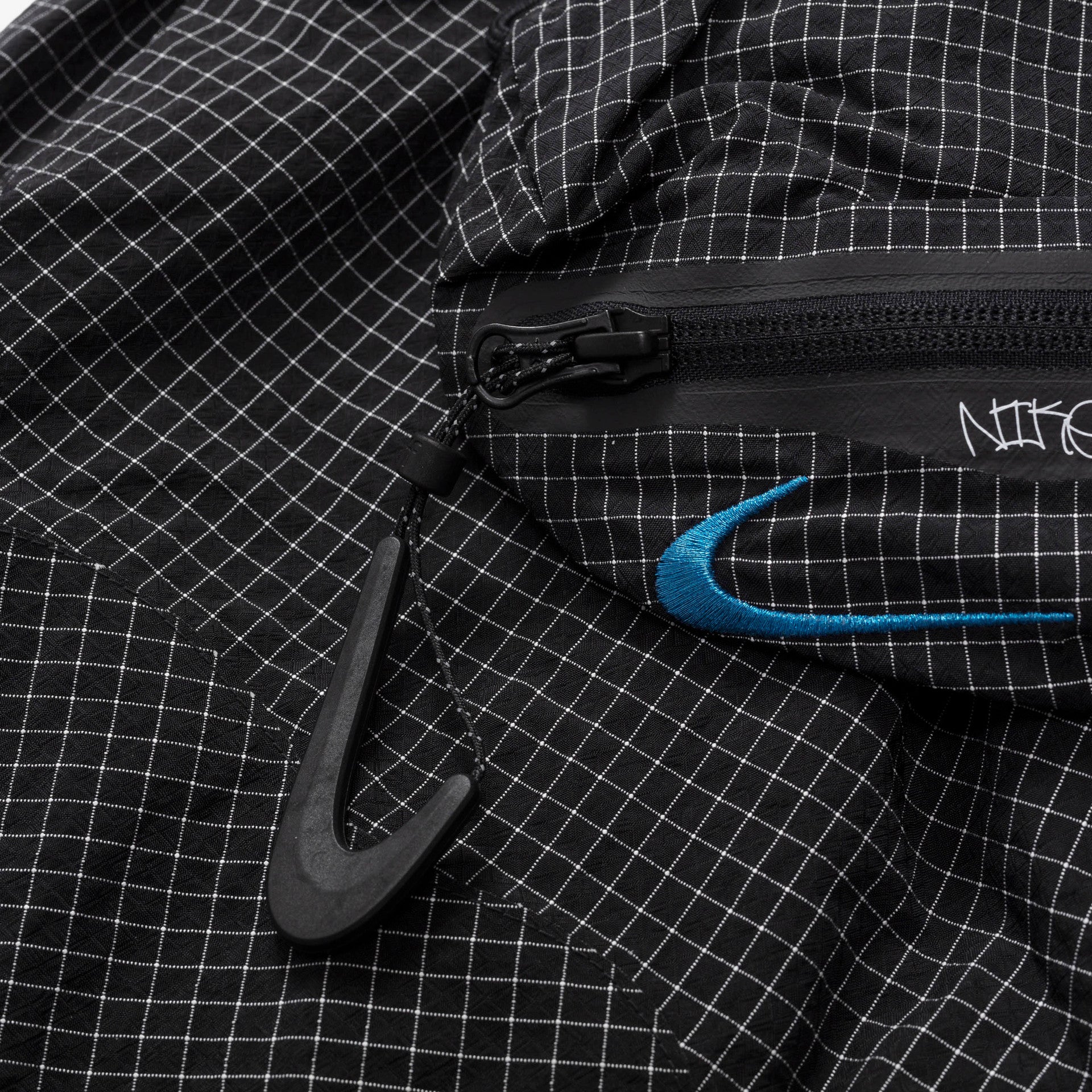 [DN1702-010] MENS NIKE X OFF-WHITE 002 WOVEN SHORTS