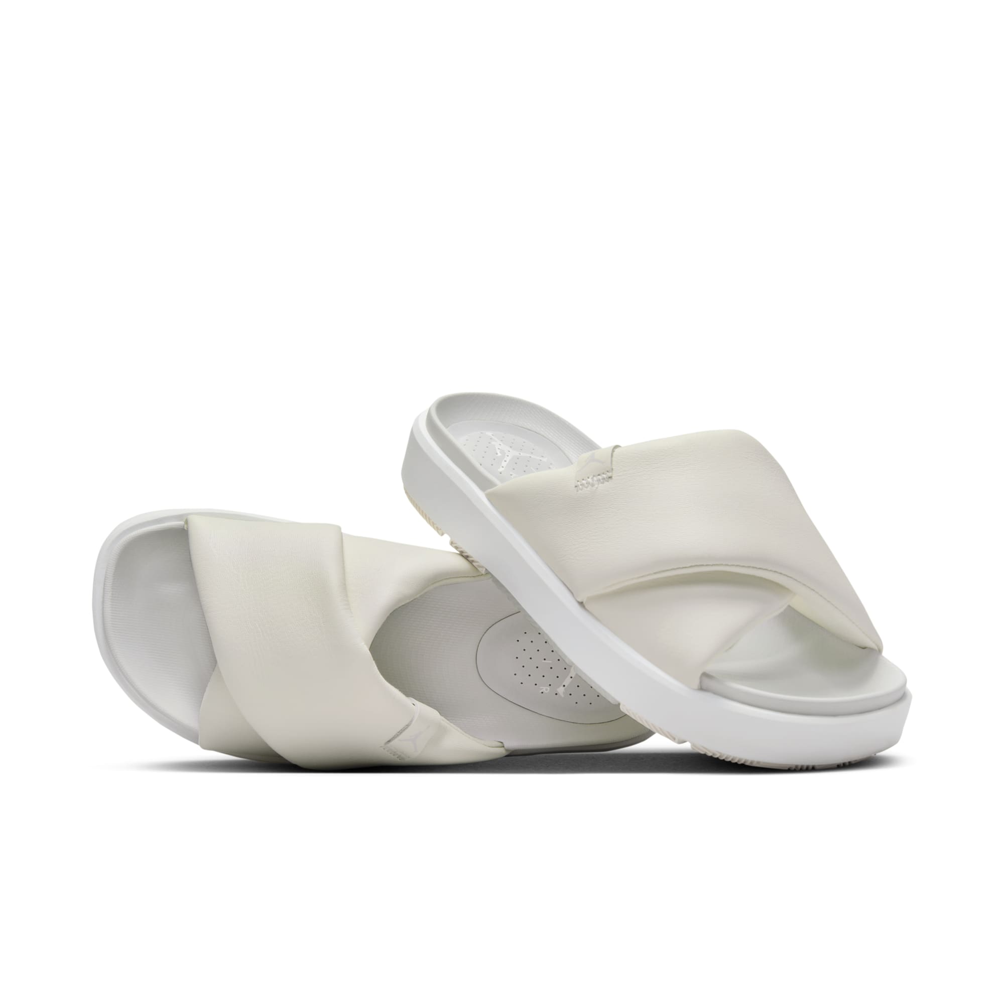 [DO8863-011] Womens Air Jordan SOPHIA