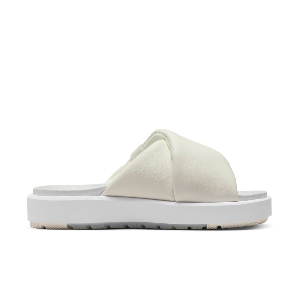 [DO8863-011] Womens Air Jordan SOPHIA