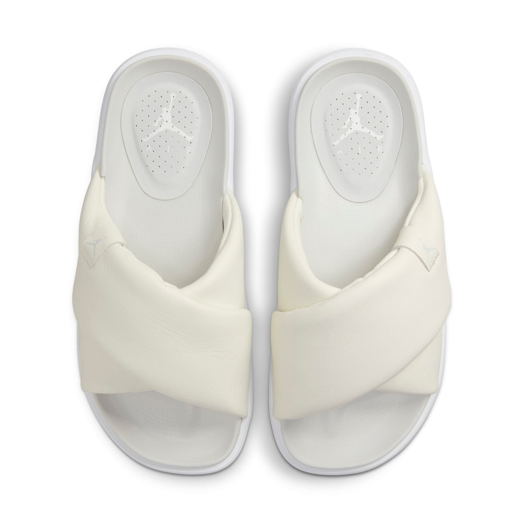 [DO8863-011] Womens Air Jordan SOPHIA