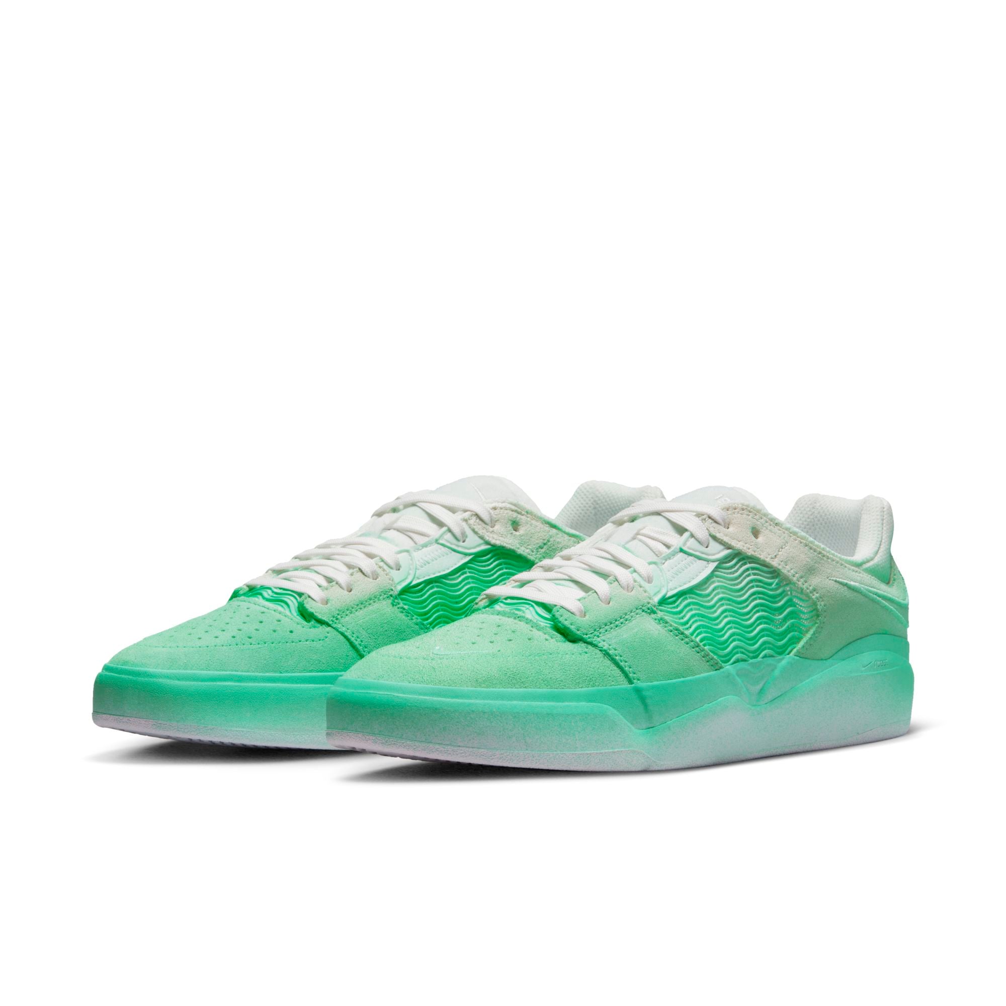 [DO9400-300] Mens Nike SB ISHOD WAIR PREMIUM 'LIGHT MENTA'