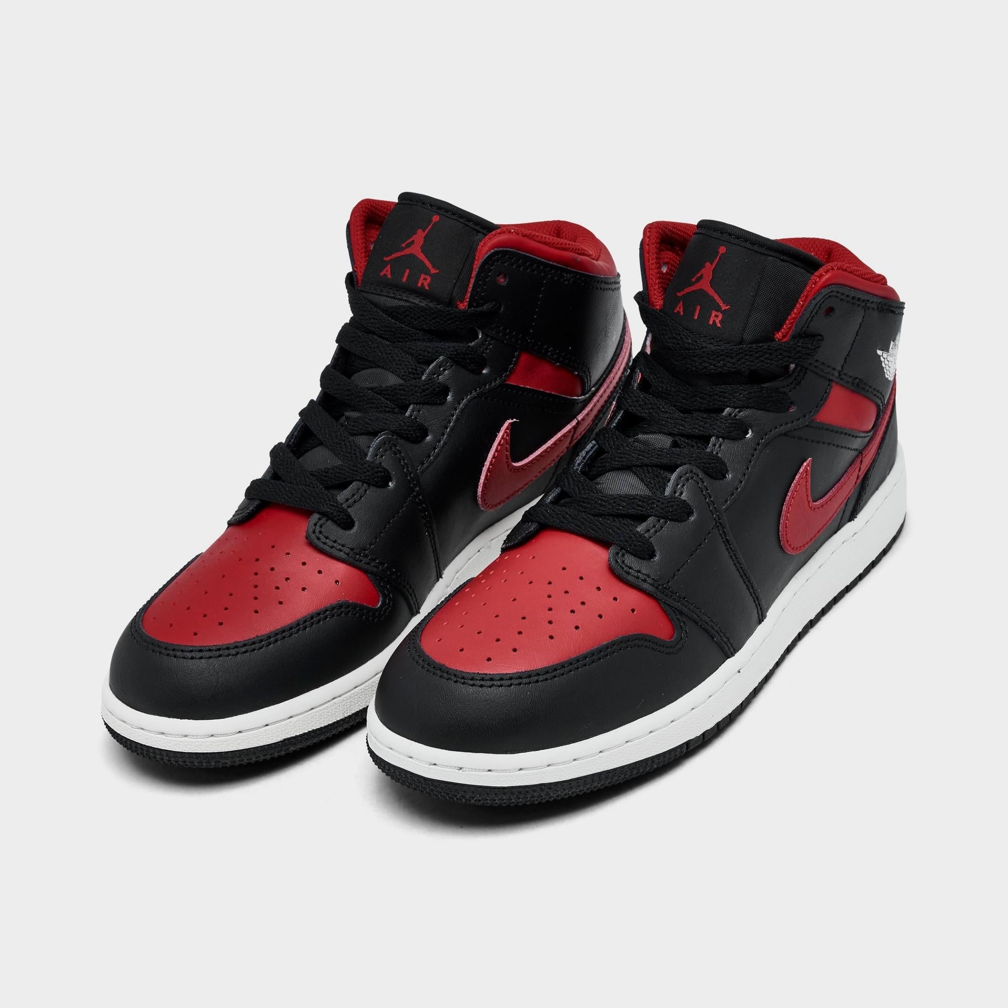 [DQ8423-067] GRADE SCHOOL AIR JORDAN RETRO 1 MID 'BLACK SUMMIT WHITE VARSITY RED (GS)'