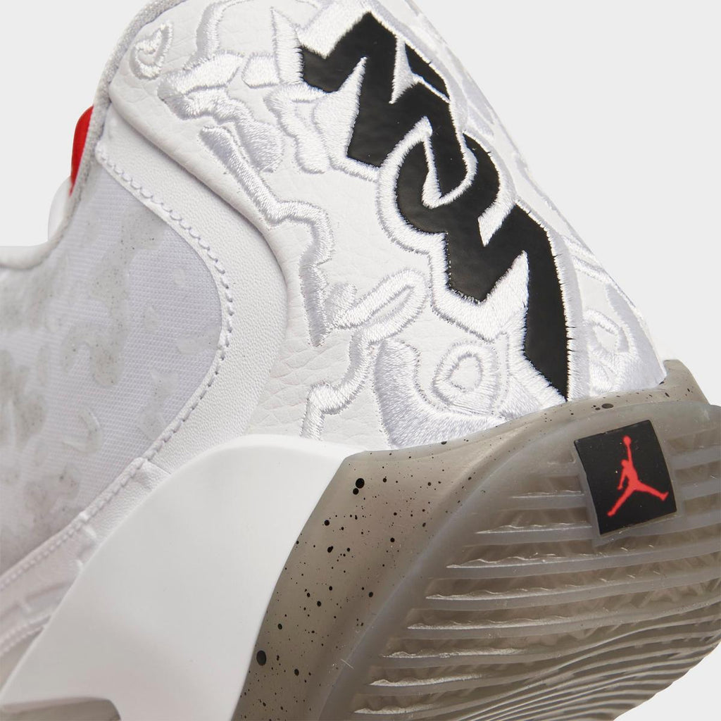 [DR0675-106] MENS AIR JORDAN ZION 3 'FRESH PAINT'