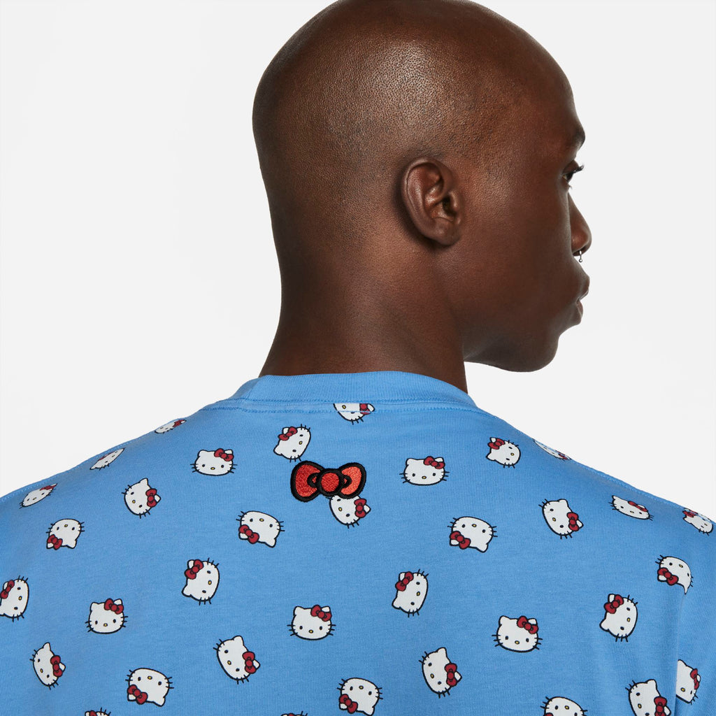 [DR5519-412] Mens Nike x Hello Kitty T-Shirt