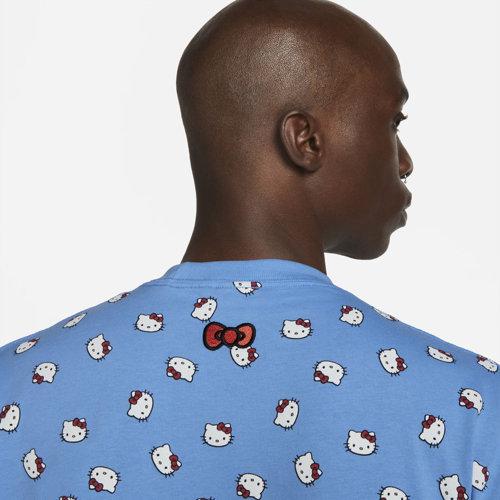 [DR5519-412] Mens Nike x Hello Kitty T-Shirt